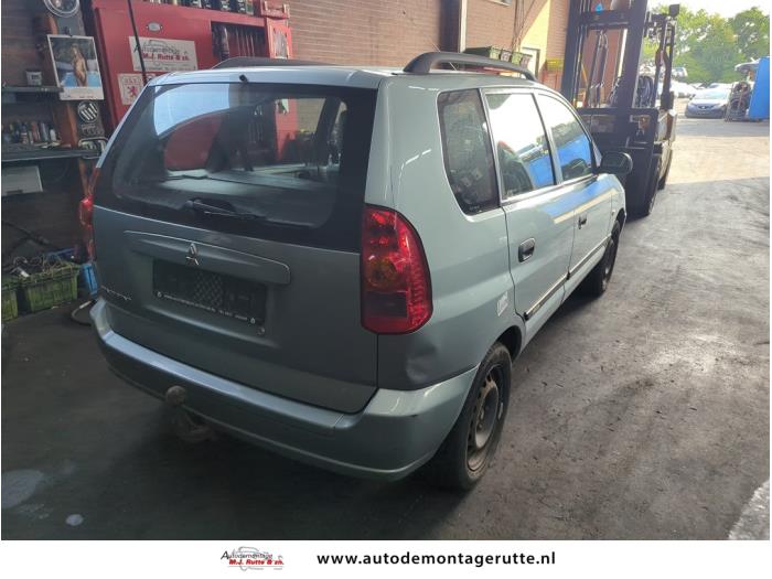 Mitsubishi Space Star 1.6 16V Sloopvoertuig (2004, Grijs)