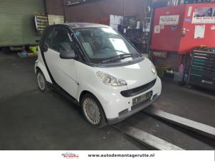 Smart Fortwo Coupé 1.0 45 KW Sloopvoertuig (2011, Zwart)