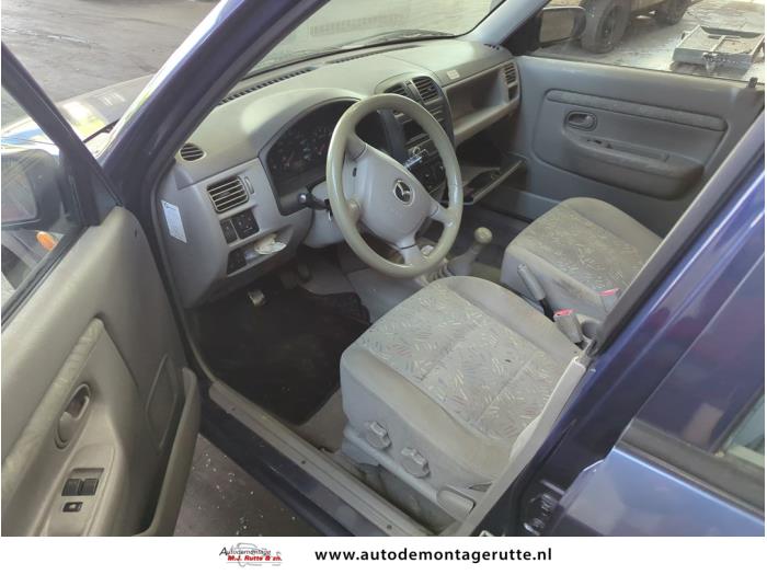 Mazda Demio 1.3 16V Sloopvoertuig (2001, Blauw)