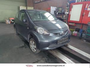 Toyota Aygo 1.0 12V VVT-i Sloopvoertuig (2006, Grijs)