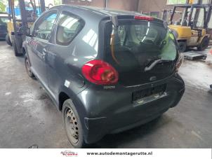 Toyota Aygo 1.0 12V VVT-i Sloopvoertuig (2006, Grijs)