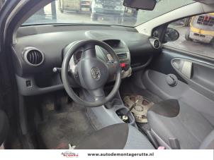Toyota Aygo 1.0 12V VVT-i Sloopvoertuig (2006, Grijs)
