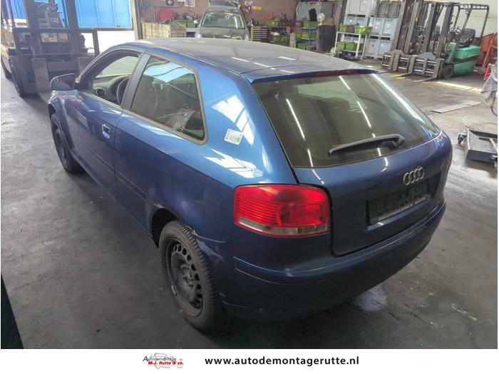 Audi A3 1.6 Sloopvoertuig (2007, Blauw)