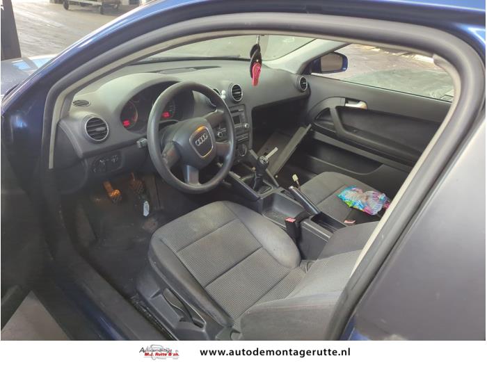Audi A3 1.6 Sloopvoertuig (2007, Blauw)