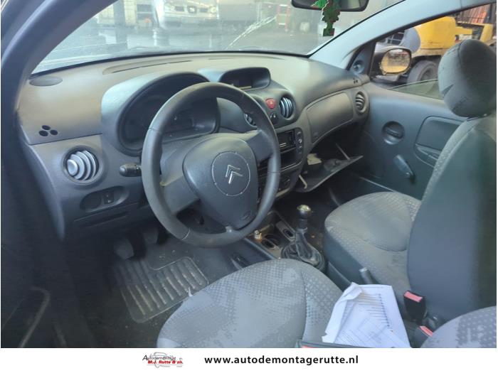 Citroen C2 1.1 Sloopvoertuig (2005, Zwart)
