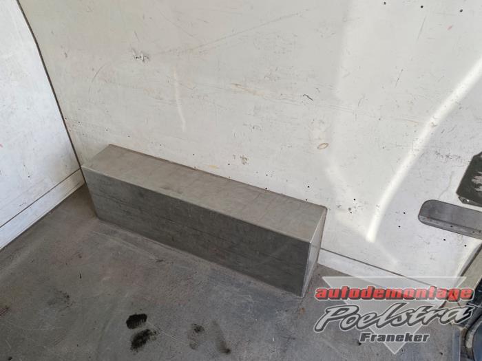 Volkswagen Crafter 2.5 TDI 30/32/35/46/50 Sloopvoertuig (2011, Zwart)