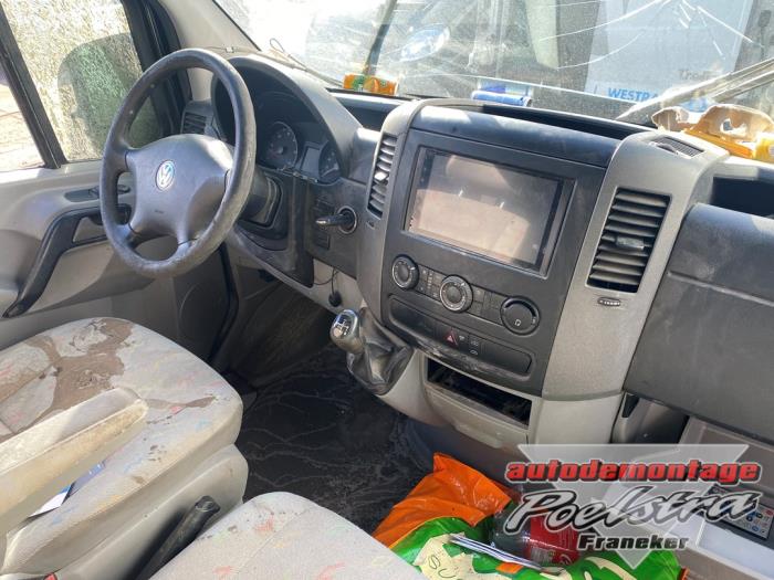 Volkswagen Crafter 2.5 TDI 30/32/35/46/50 Sloopvoertuig (2011, Zwart)