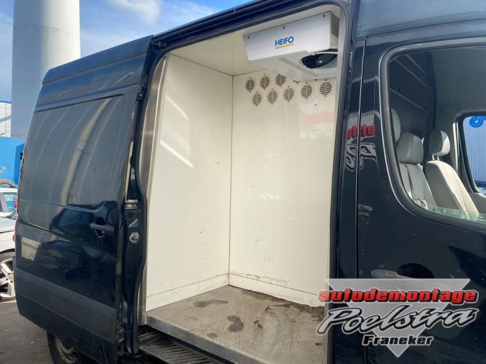 Volkswagen Crafter 2.5 TDI 30/32/35/46/50 Sloopvoertuig (2011, Zwart)