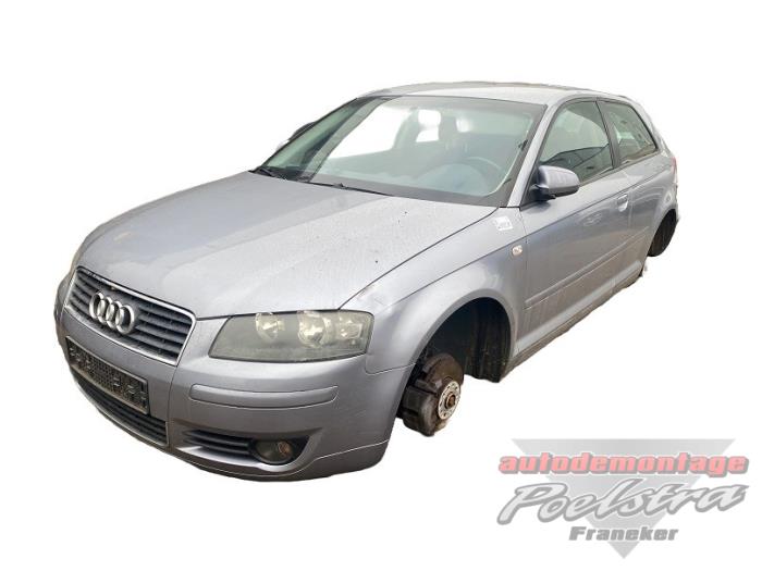 Audi A3 2.0 16V FSI Sloopvoertuig (2004, Grijs)