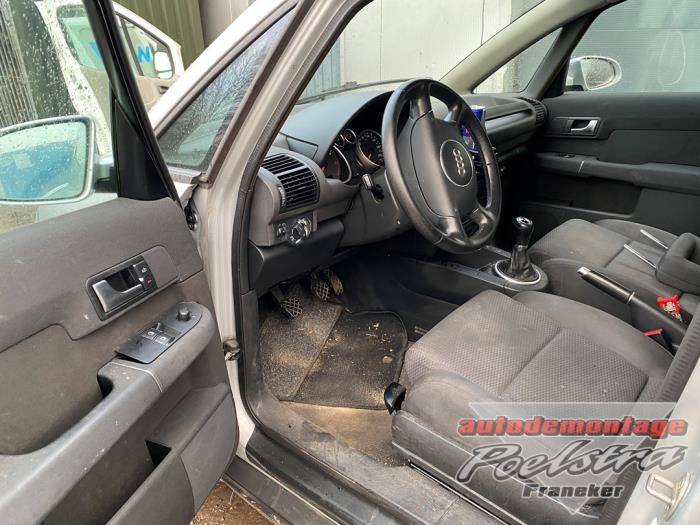 Audi A2 1.4 16V Sloopvoertuig (2005, Metallic, Grijs)