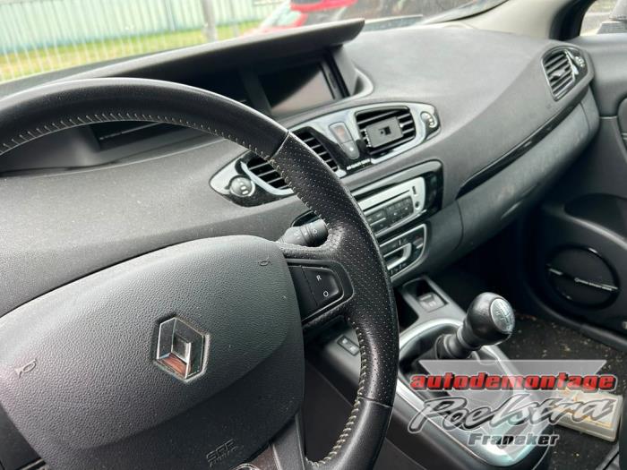 Renault Grand Scénic III 1.2 16V TCe 130 Sloopvoertuig (2013, Zwart)
