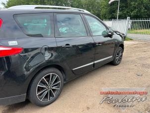 Renault Grand Scénic III 1.2 16V TCe 130 Sloopvoertuig (2013, Zwart)