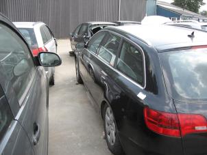 Audi A6 Avant 2.0 TDI 16V Sloopvoertuig (2005)