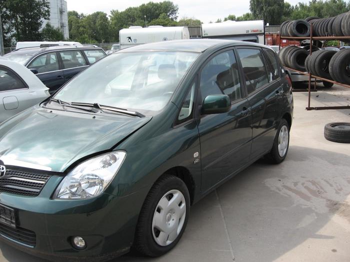 Toyota Corolla Verso 2.0 D-4D 16V 90 Sloopvoertuig (2003, Brons)