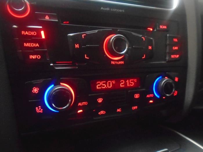 Audi A4 Avant 2.0 TDI 16V Sloopvoertuig (2008, Grijs)