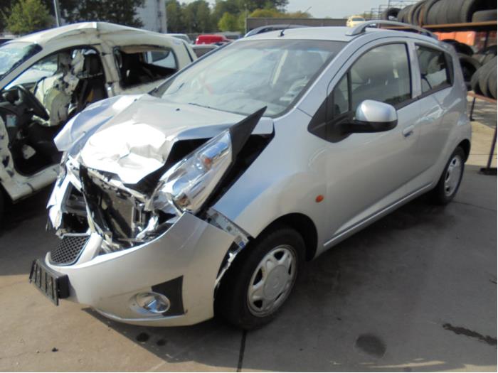 Chevrolet Spark 1.0 16V Sloopvoertuig (2010, Wit, Zilver)