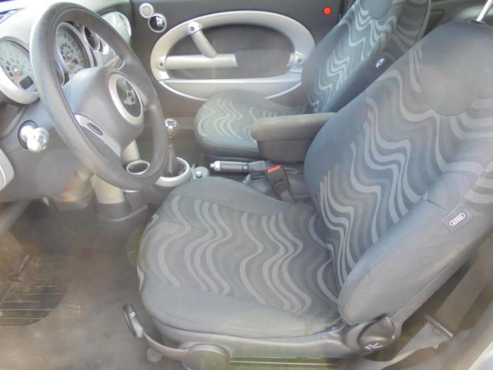 BMW Mini One/Cooper 1.6 16V One Sloopvoertuig (2002, Grijs)