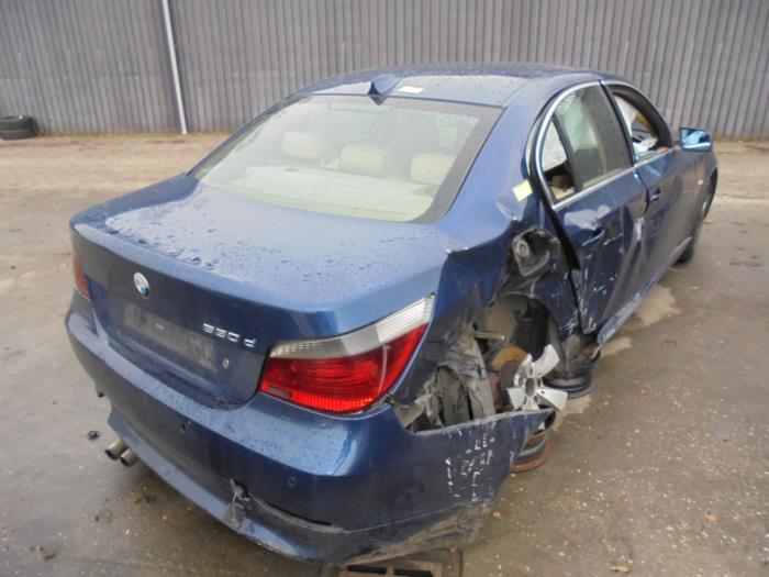 BMW 5 serie 530d 24V Sloopvoertuig (2003, Metallic, Blauw)
