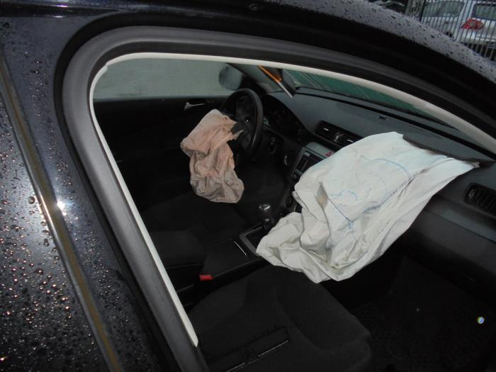 Volkswagen Passat 1.9 TDI Sloopvoertuig (2005, Zwart)