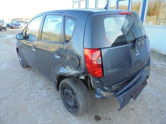 Mitsubishi Colt 1.1 12V Sloopvoertuig (2010, Grijs)