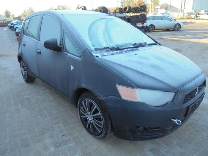 Mitsubishi Colt 1.1 12V Sloopvoertuig (2010, Grijs)