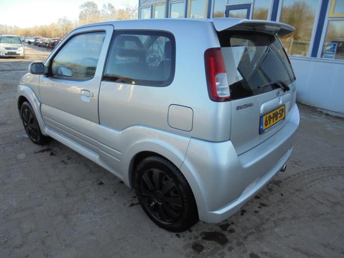 Suzuki Ignis 1.5 16V Sport Sloopvoertuig (2004, Grijs)