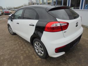 Kia Rio III 1.1 CRDi VGT 12V Sloopvoertuig (2016, Zwart)