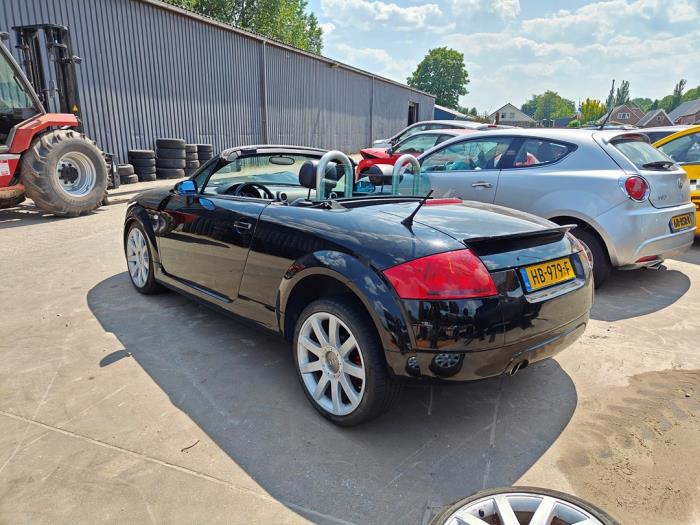 Audi TT Roadster 1.8 20V Turbo Sloopvoertuig (2000, Zwart)