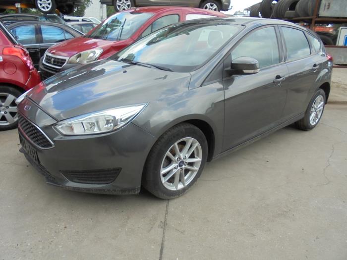 Ford Focus 3 1.0 Ti-VCT EcoBoost 12V 100 Sloopvoertuig (2015, Grijs)