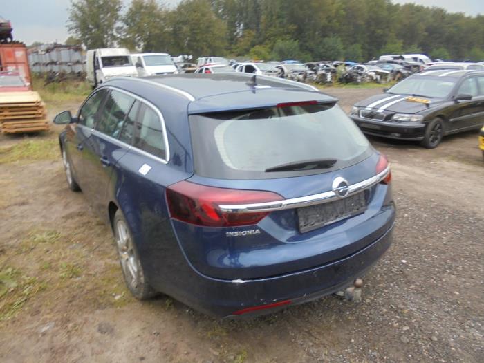 Opel Insignia Sports Tourer 1.4 Turbo 16V Ecotec Sloopvoertuig (2013, Blauw)