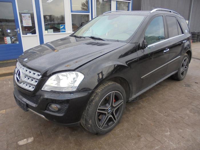 Mercedes ML II 3.0 ML-320 CDI 4-Matic V6 24V Sloopvoertuig (2009, Graniet)