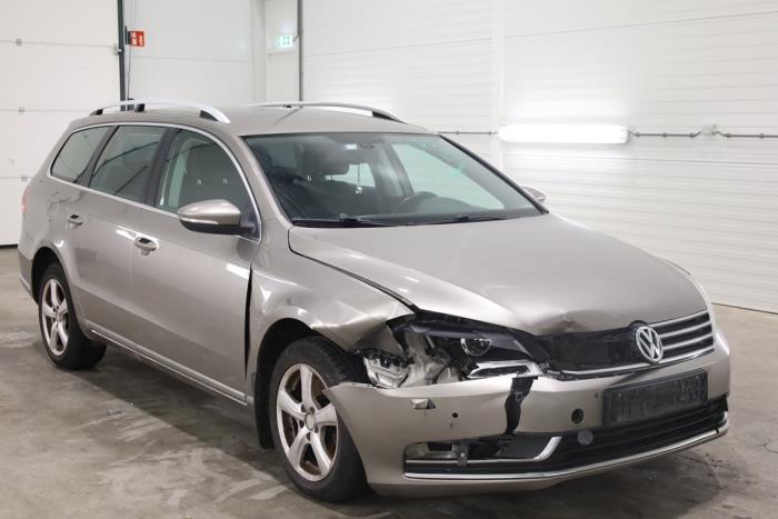 Volkswagen Passat Alltrack 1.8 TSI 16V Sloopvoertuig (2012, Grijs)