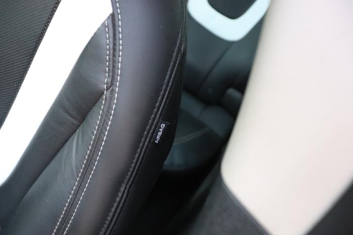 Chevrolet Volt 1.4 16V Sloopvoertuig (2013, Rood)