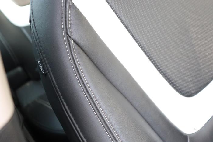 Chevrolet Volt 1.4 16V Sloopvoertuig (2013, Rood)