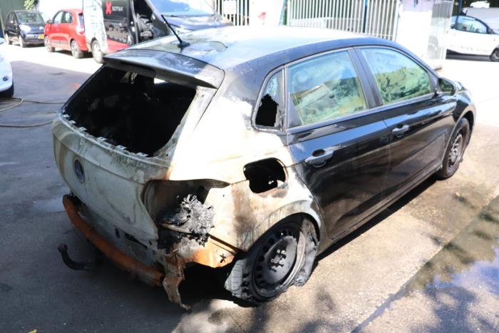 Volkswagen Polo VI 1.0 MPi 12V Sloopvoertuig (2019, Zwart)