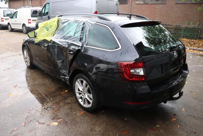 Skoda Octavia Combi 1.0 TSI 12V Sloopvoertuig (2017, Zwart)