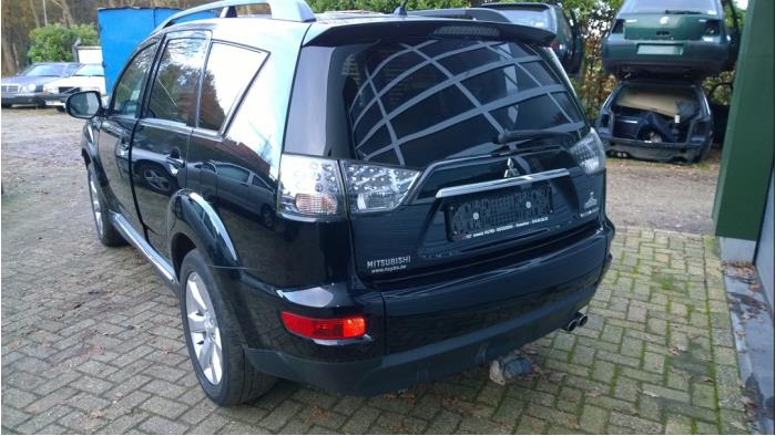 Mitsubishi Outlander 2.2 DI-D 16V Clear Tec 4x4 Sloopvoertuig (2012, Zwart)