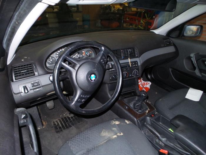 BMW 3 serie Compact 316ti 16V Sloopvoertuig (2001, Zwart)