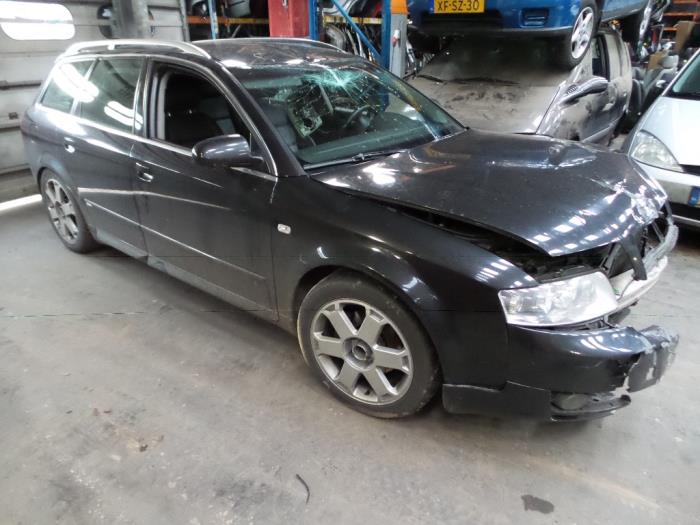 Audi A4 Avant 1.9 TDI PDE 130 Sloopvoertuig (2002, Zwart)