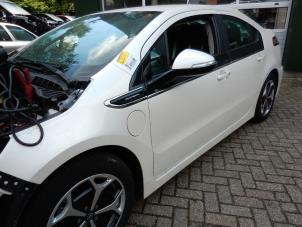 Opel Ampera 1.4 16V Sloopvoertuig (2013, LITHIUMWI)