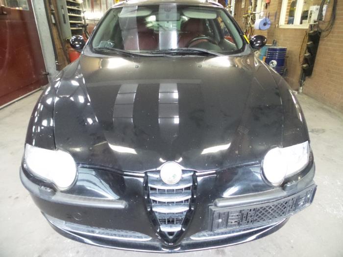 Alfa Romeo 147 1.9 JTD 115 Sloopvoertuig (2005, NERO)
