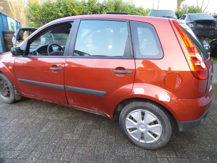 Ford Fiesta 5 1.3 Sloopvoertuig (2007, Oranje)