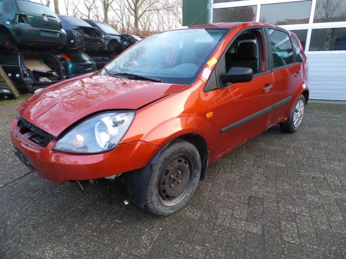 Ford Fiesta 5 1.3 Sloopvoertuig (2007, Oranje)