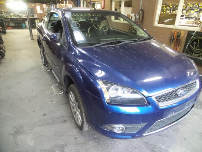 Ford Focus 2 C+C 2.0 16V Sloopvoertuig (2007, Blauw)