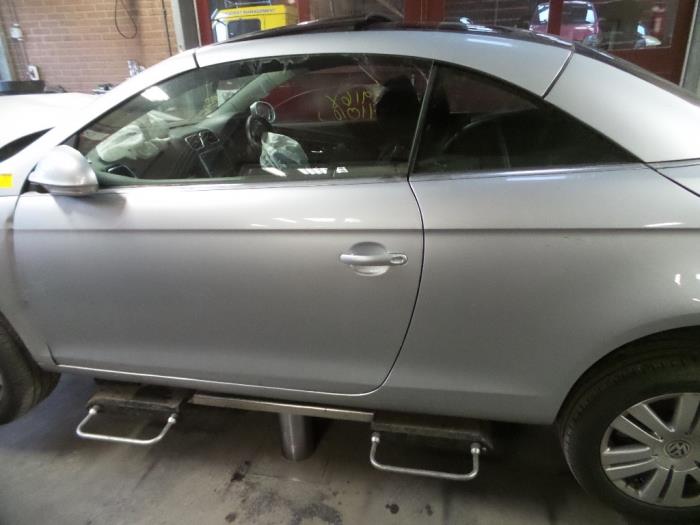 Volkswagen Eos 2.0 FSI 16V Sloopvoertuig (2008, Grijs)