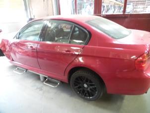 BMW 3 serie 325d 24V Sloopvoertuig (2007, Rood)