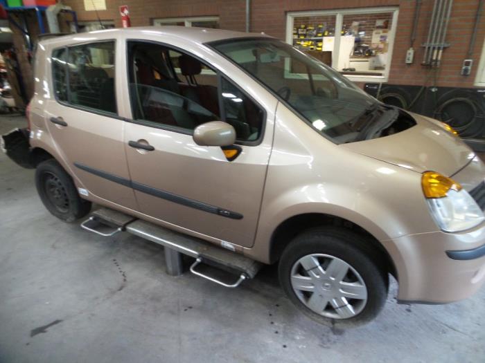 Renault Modus/Grand Modus 1.5 dCi 80 Sloopvoertuig (2005, Beige)