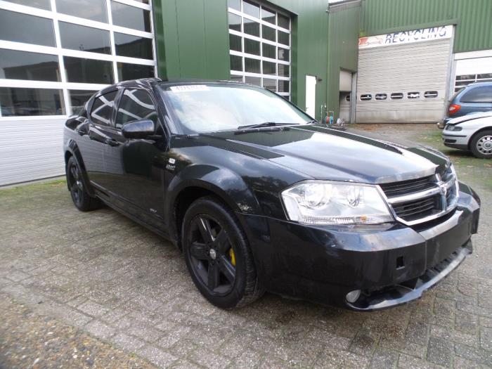 Dodge Avenger 2.0 CRD 16V Sloopvoertuig (2009, Zwart)