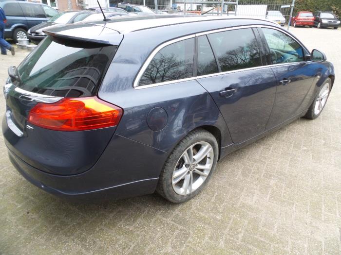 Opel Insignia Sports Tourer 2.0 CDTI 16V 160 Ecotec Sloopvoertuig (2010, Blauw)