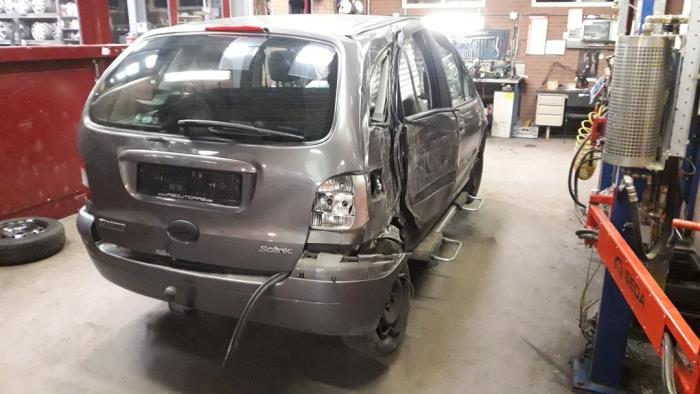 Renault Scénic I 1.6 16V Sloopvoertuig (2003, Grijs)